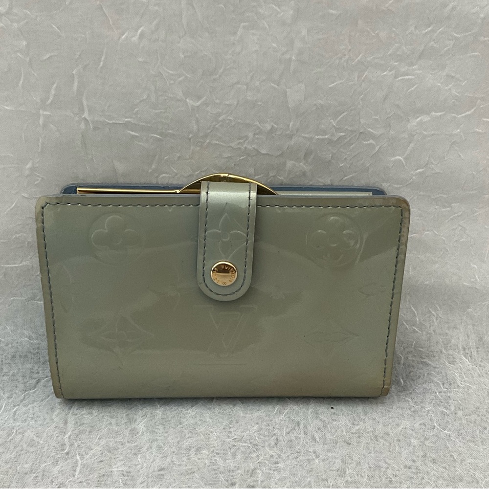 Louis Vuitton Kisslock Wallet